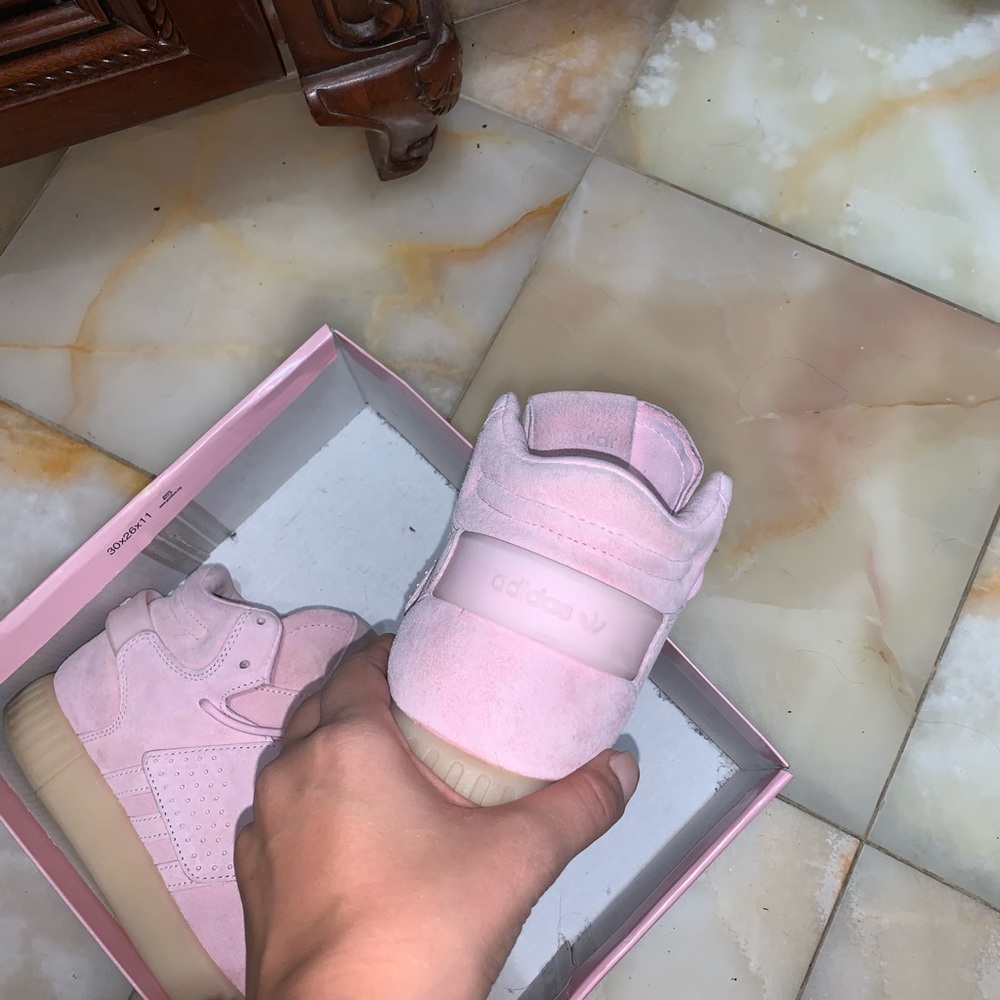 Pink adidas women’s tubular sneakers ! - Picture 5 of 6